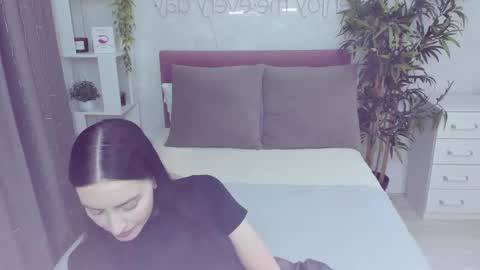 Helen online show from November 16, 6:57 pm