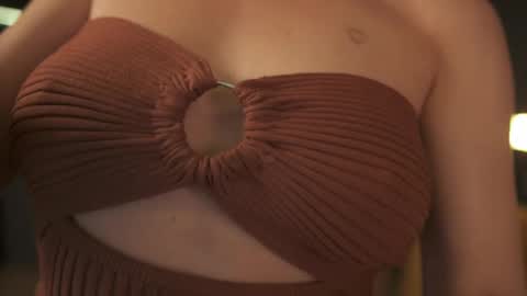 youur_sweetheart online show from April 5, 3:20 pm