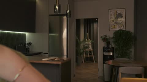 youur_sweetheart online show from April 7, 2:39 pm