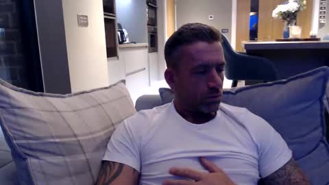 Snapshot of youwantus69 chatting on December 11, 6:04 am You want us 69 online show from December 11, 6:04 am