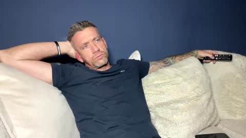 Snapshot of youwantus69 chatting on January 28, 5:22 am You want us 69 online show from January 28, 5:22 am