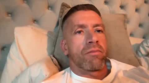 Snapshot of youwantus69 chatting on November 9, 2:48 pm You want us 69 online show from November 9, 2:48 pm