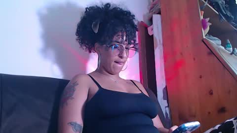 Snapshot of youwishtobeme chatting on February 14, 9:44 pm elizabeth ju online show from February 14, 9:44 pm