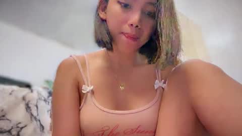 Snapshot of yowginethegreat chatting on February 28, 12:31 pm YowgineTheGreat online show from February 28, 12:31 pm