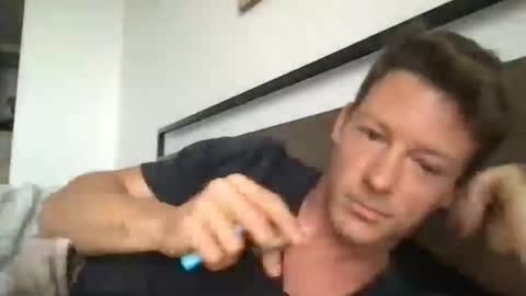 yoyoyo1221 online show from February 15, 10:06 pm