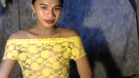 Snapshot of ysa_thefatcock chatting on May 9, 9:14 am ysa_thefatcock online show from May 9, 9:14 am