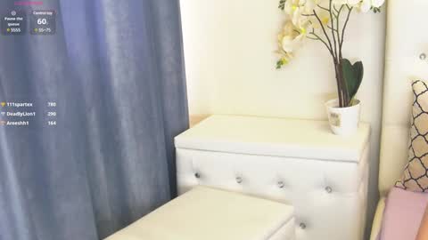 Snapshot of ysabell01 chatting on January 13, 11:30 am Ysabel online show from January 13, 11:30 am