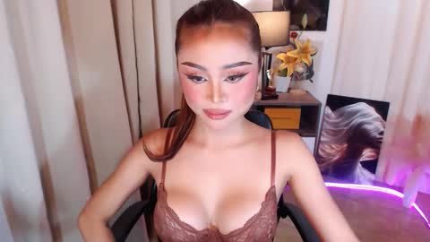 ysabellefox online show from December 21, 10:33 am