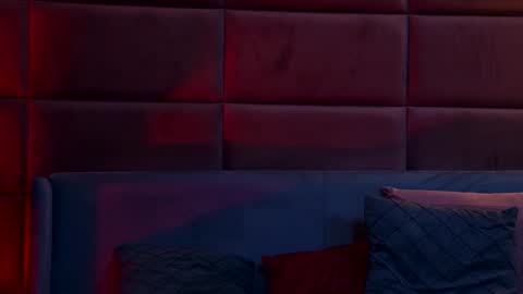 Snapshot of yssabelfox chatting on November 18, 4:33 pm Foxie online show from November 18, 4:33 pm