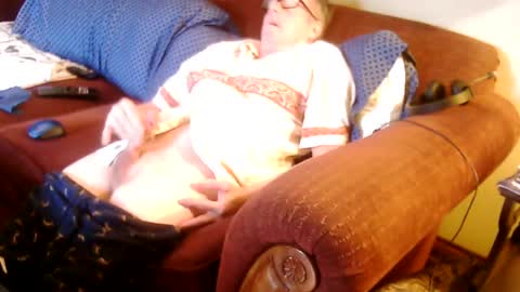 Snapshot of ytsim58 chatting on January 7, 6:56 pm ytsim58 online show from January 7, 6:56 pm