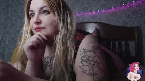 Annie online show from January 12, 12:32 pm