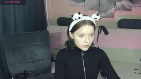 YukiShine online show from May 8, 8:19 am