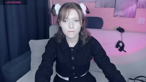 YukiShine online show from May 11, 2:45 pm