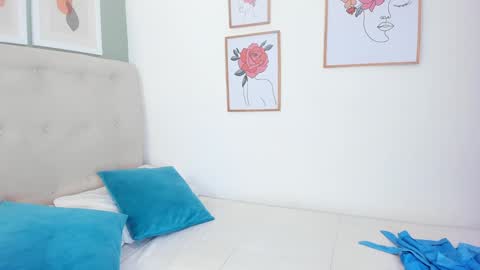 Yuliet online show from January 3, 8:01 pm