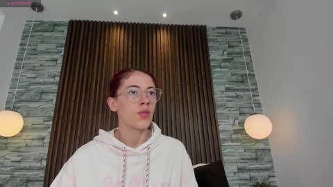 yulievans online show from October 15, 1:33 pm