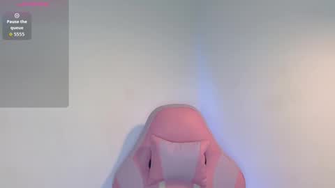 Yuli and SaraIndependent model online show from March 17, 3:22 am