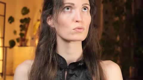 yulla dao online show from November 22, 5:12 pm