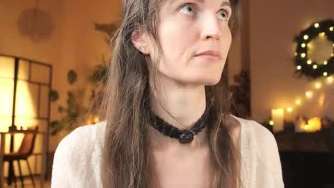 yulla dao online show from January 7, 5:15 pm