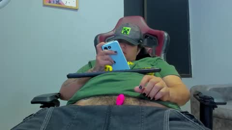 Snowflake online show from September 21, 3:46 pm