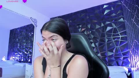 Yume online show from April 12, 2:44 pm