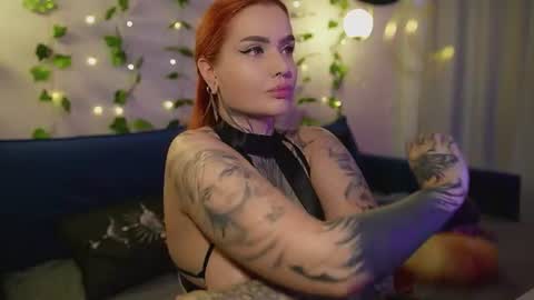 Snapshot of yummy__peach chatting on June 24, 3:16 am Catherine online show from June 24, 3:16 am