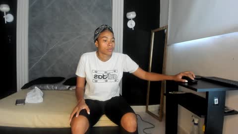 Yummyduo online show from January 19, 11:56 am