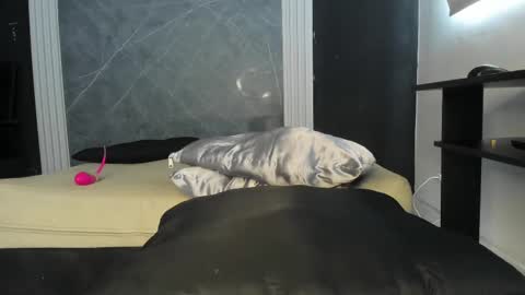 Yummyduo online show from March 11, 6:41 pm