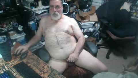 Snapshot of yummyflguy chatting on June 18, 6:12 pm yummyflguy online show from June 18, 6:12 pm