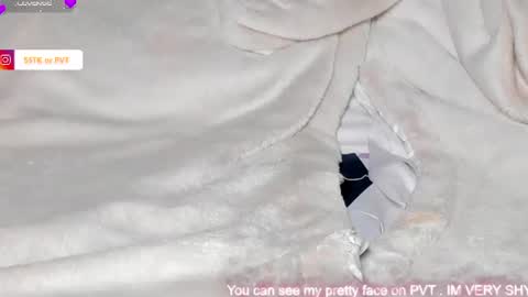 Snapshot of yummygirl_oops chatting on July 10, 9:39 pm Persefone online show from July 10, 9:39 pm