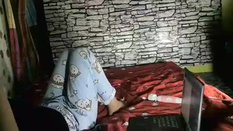 yummyhottiemom online show from March 10, 10:37 am