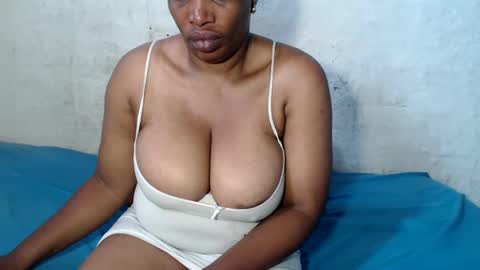 yummytittsxx online show from February 5, 5:30 am