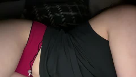 yummyybby online show from November 10, 9:19 am