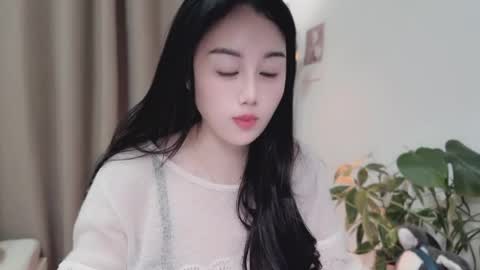 YunEr online show from April 2, 3:20 pm