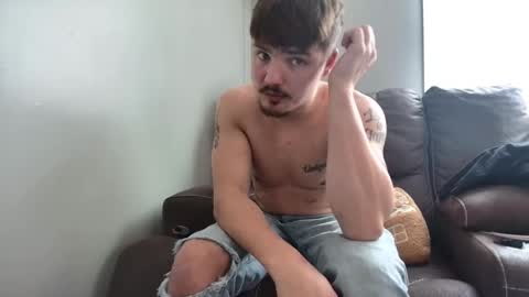 yungbul1 online show from December 4, 7:22 pm