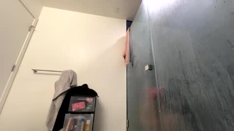 Snapshot of yungfemslut chatting on March 23, 2:15 am BbyTSSLut online show from March 23, 2:15 am