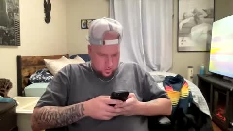 Snapshot of yungmugger47 chatting on March 22, 12:03 am yungmugger47 online show from March 22, 12:03 am