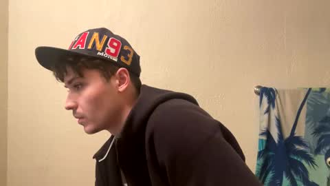 yungstudbev online show from January 10, 4:33 am