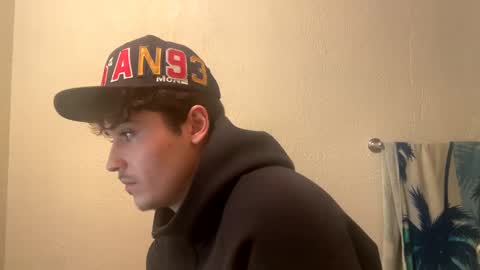 yungstudbev online show from February 9, 6:54 am