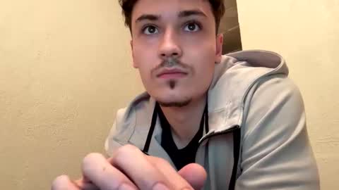 yungstudbev online show from September 9, 1:49 am