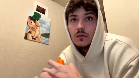 yungstudbev online show from November 7, 12:10 am