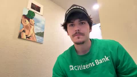 yungstudbev online show from December 17, 8:48 pm