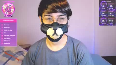 Snapshot of yuniorb chatting on June 16, 3:31 am the puppy boy online show from June 16, 3:31 am