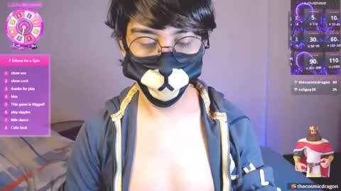 Snapshot of yuniorb chatting on July 8, 3:44 am the puppy boy online show from July 8, 3:44 am