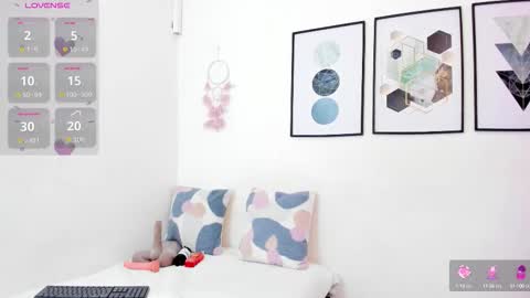 Yunna online show from October 19, 11:33 am