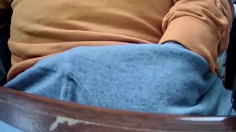 yuppers1234 online show from December 1, 1:27 pm