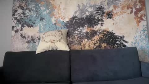yurdreams_22 online show from July 19, 2:21 pm