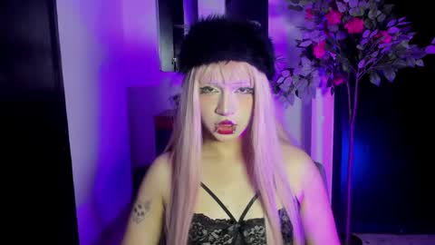 Snapshot of yuri_kay chatting on May 25, 7:53 pm Yuri Kay online show from May 25, 7:53 pm