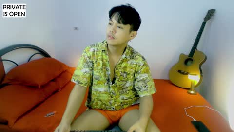 Snapshot of yuri_nation chatting on February 5, 11:23 am yuri nation online show from February 5, 11:23 am