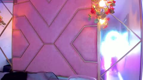 Yuri Stars online show from February 3, 4:31 pm