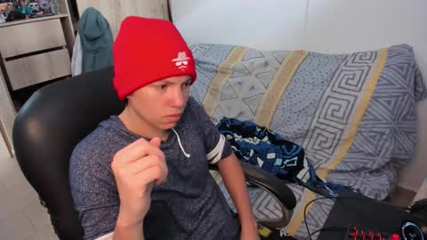 yurii_moody online show from February 24, 7:34 pm